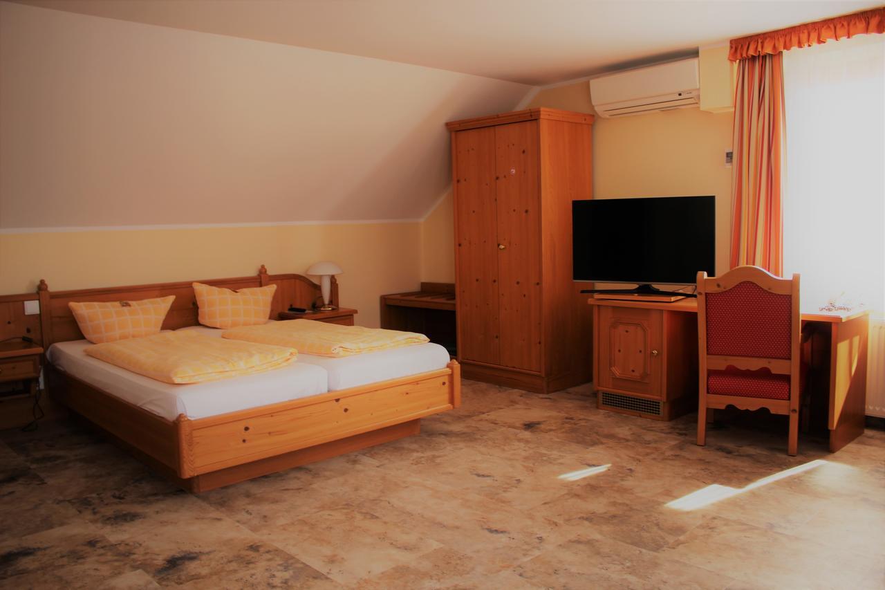 Bed & Breakfast Hotel Muellerhof Капут Екстериор снимка